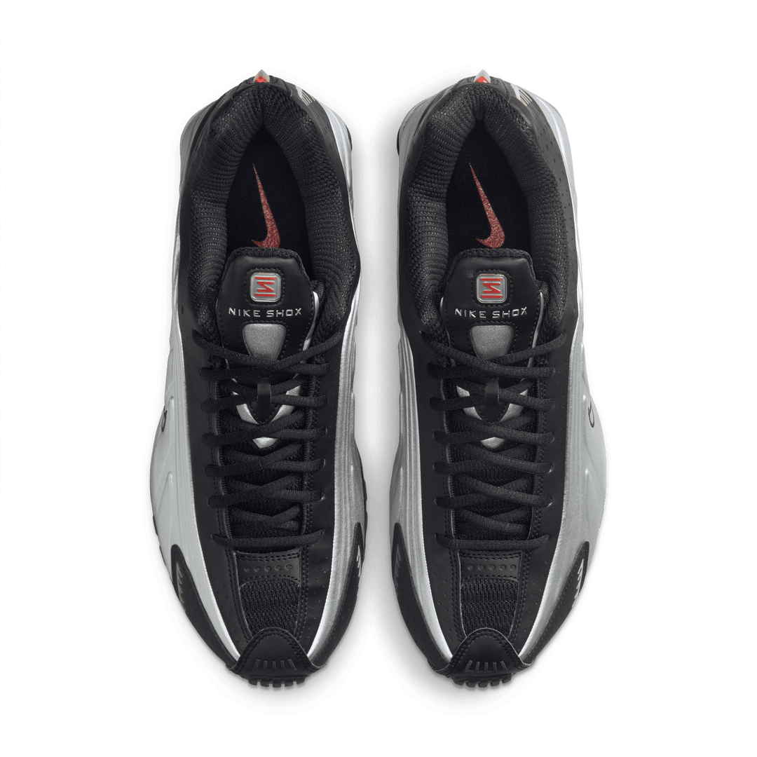 Nike Shox R4 'Black/Metallic Silver'