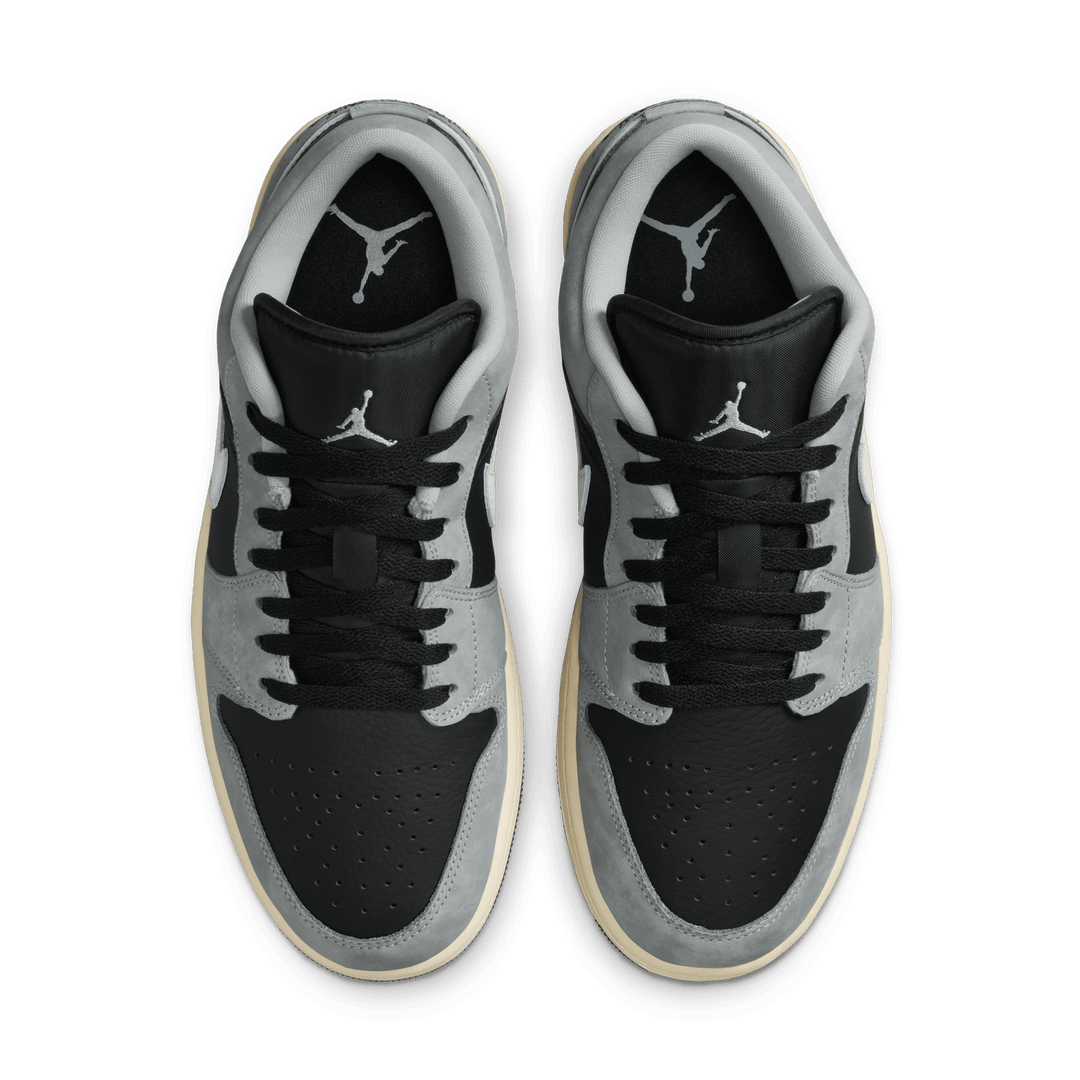 Air Jordan 1 Low SE 'Light Smoke Grey/Muslin'