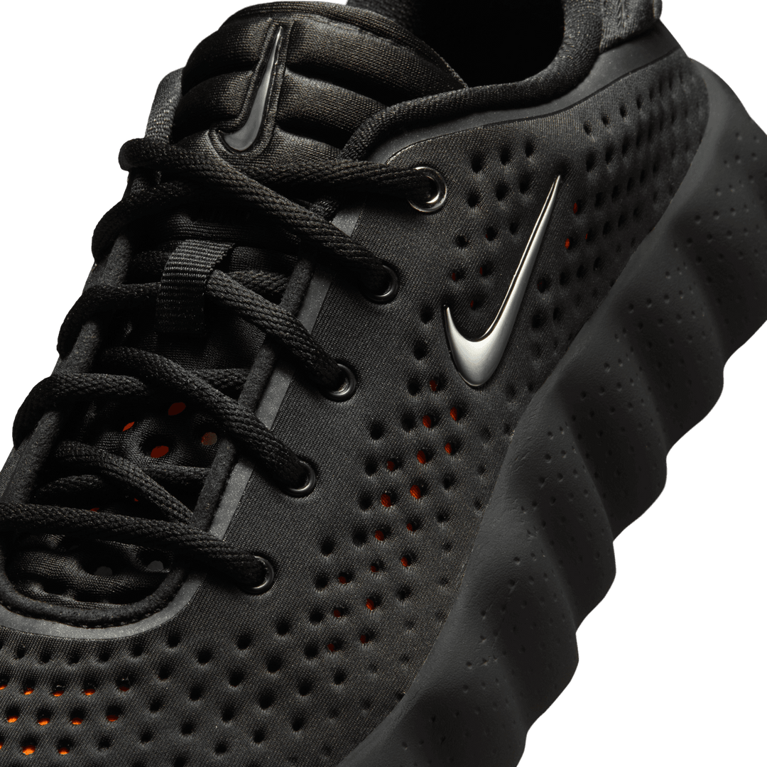 Women's Nike Mind 002 'Black/Chrome'