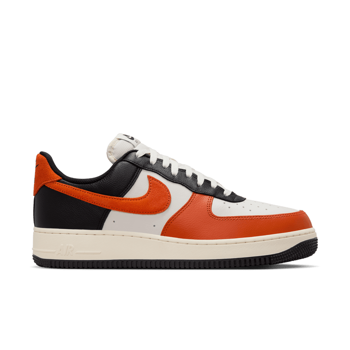 Nike Air Force 1 '07 LV8 'Vintage Coral'