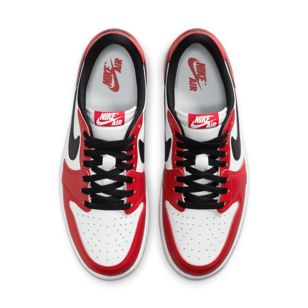 Air Jordan 1 Retro Low OG 'Chicago' – Courtside Sneakers Air Jordan 1 Retro Low OG 'Chicago' – Courtside Sneakers