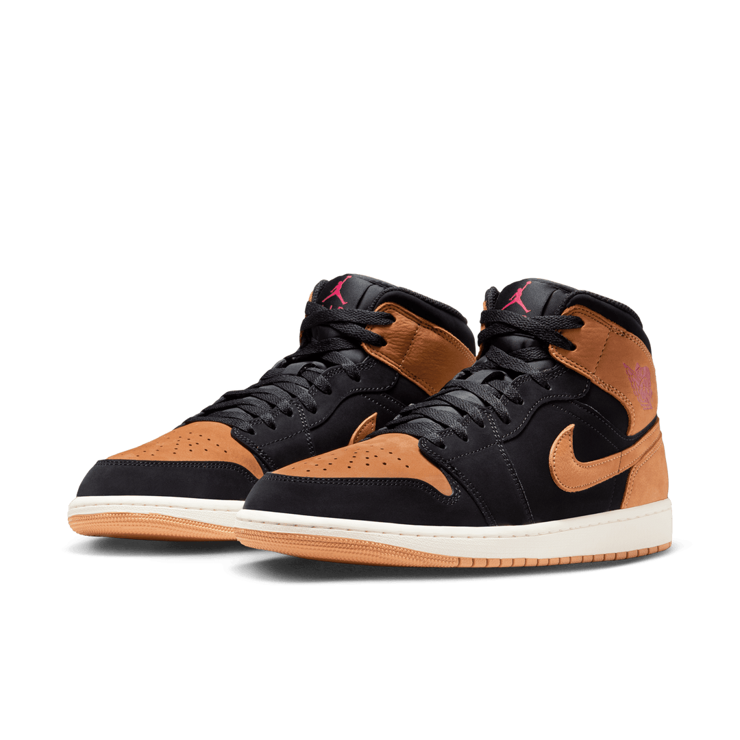 Air Jordan 1 Mid SE 'Flax'