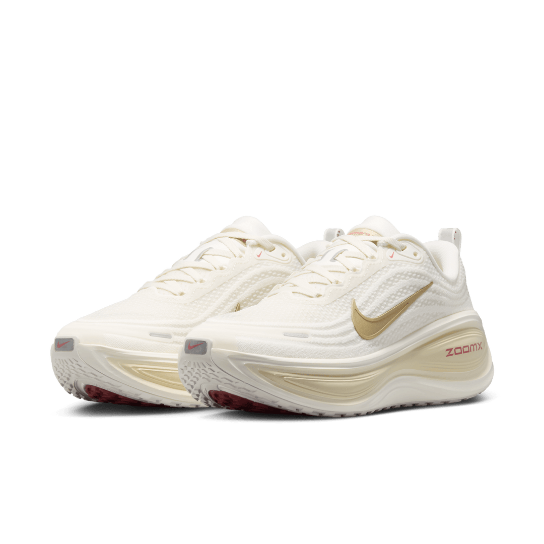 Women's Nike Vomero Plus 'Sail/Metallic Gold'