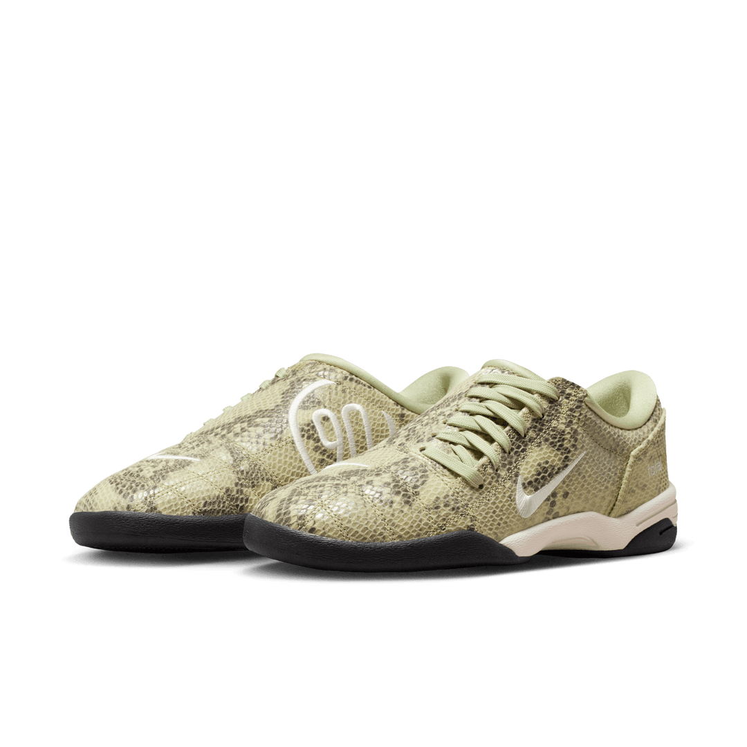 Women's Nike Total 90 SE 'Olive Aura'
