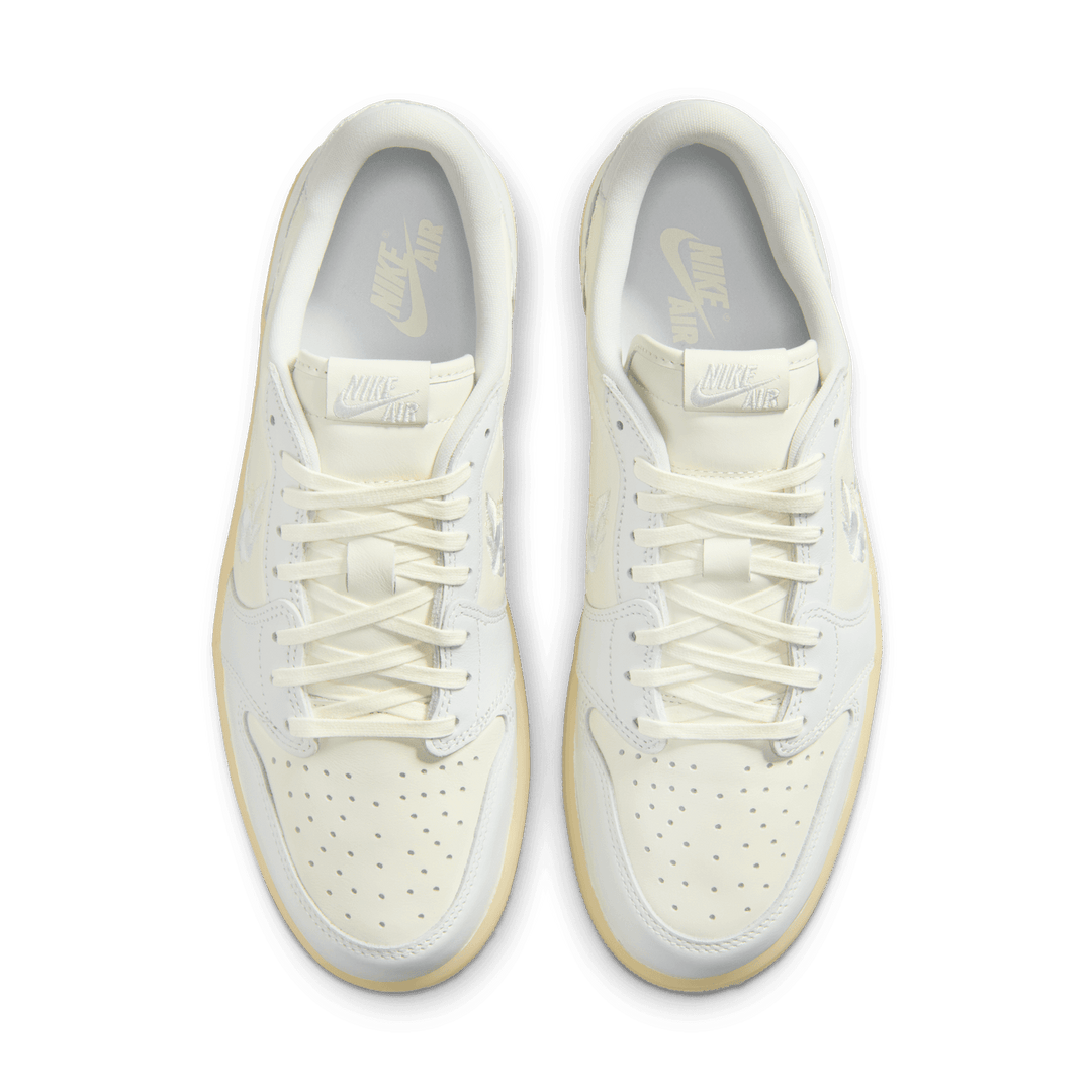 Air Jordan 1 Low OG 'Floral Swoosh'