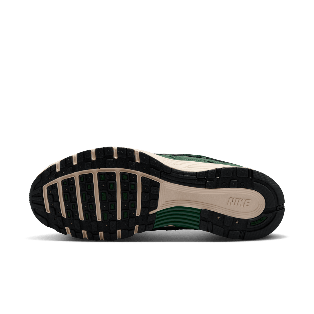 Nike P-6000 'Fir/Black Spruce'