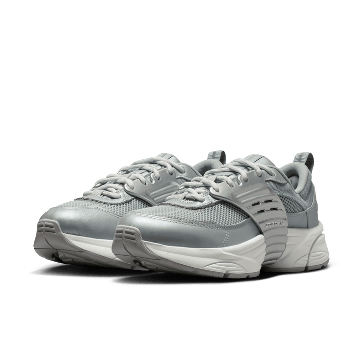 Women's Air Jordan Trunner O/S 'Swan/Wolf Grey'