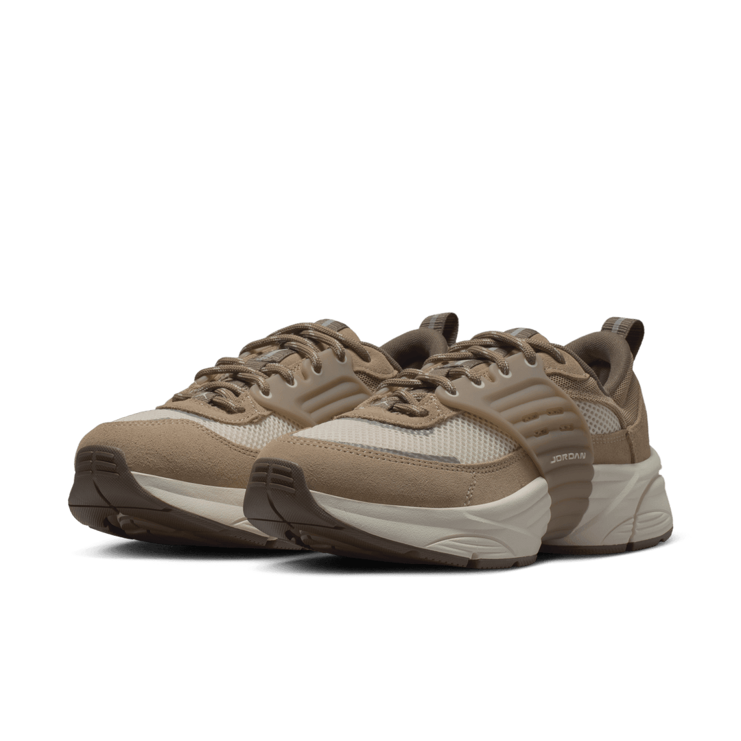 Women's Air Jordan Trunner O/S 'Khaki/Pale Ivory'