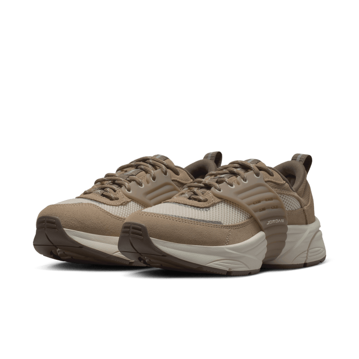 Women's Air Jordan Trunner O/S 'Khaki/Pale Ivory'
