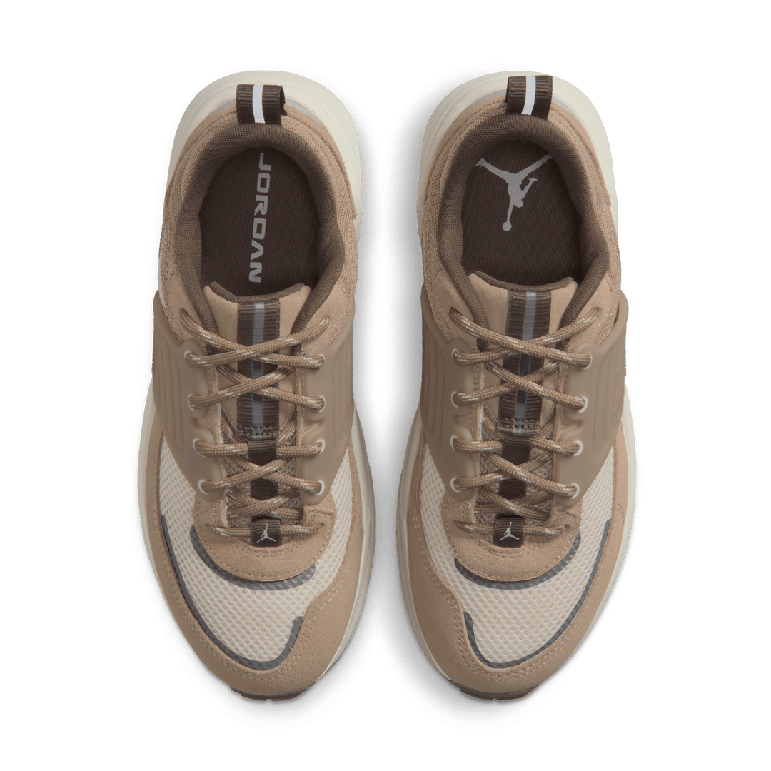 Women's Air Jordan Trunner O/S 'Khaki/Pale Ivory'