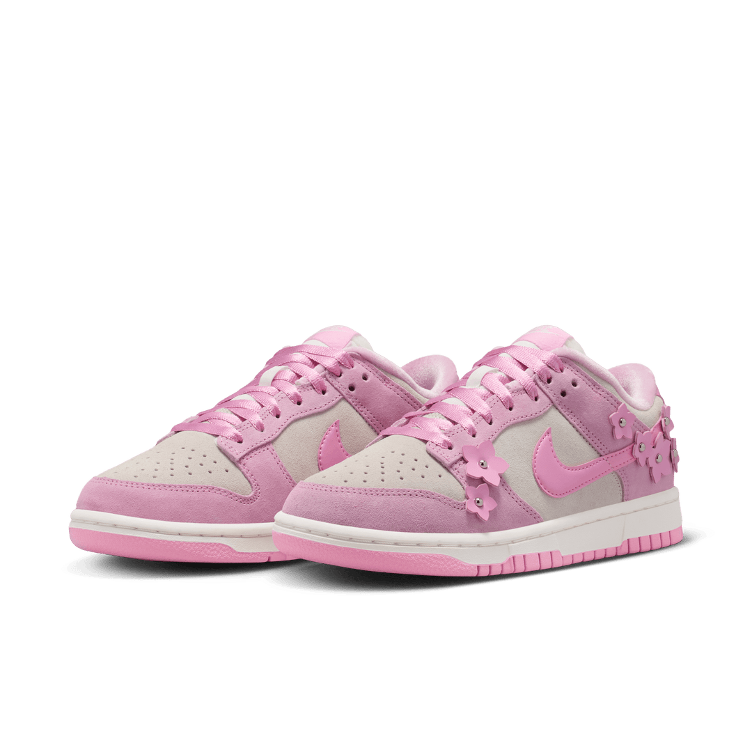 Women's Nike Dunk Low SE 'Florette'