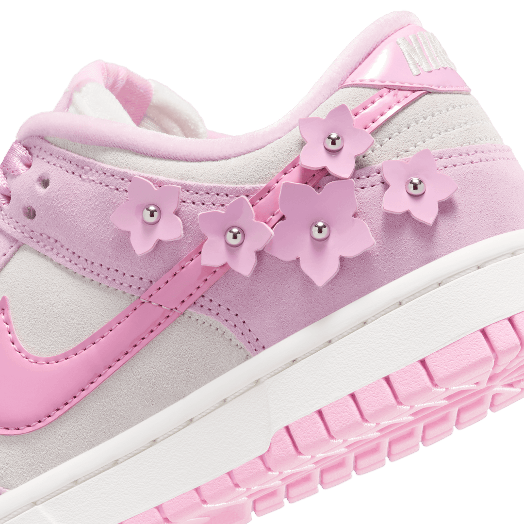 Women's Nike Dunk Low SE 'Florette'