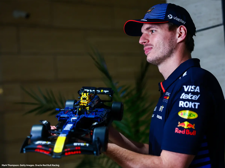 LEGO® Technic™ Oracle Red Bull Racing RB20 F1 Car 42206