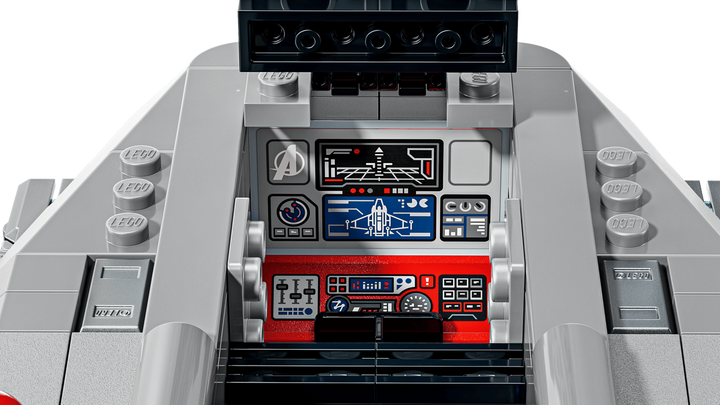 LEGO® Marvel Avengers: Doomsday Quinjet 76347