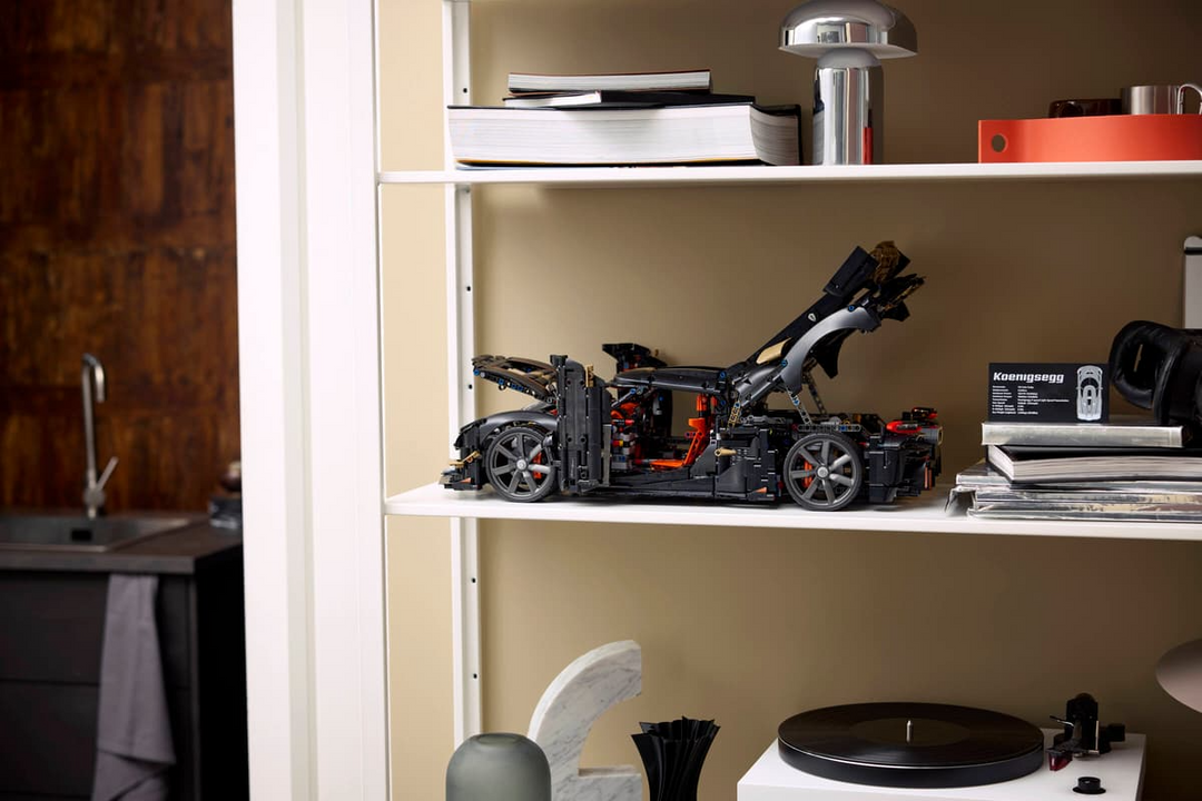 LEGO® Technic™ Koenigsegg Sadair's Spear Megacar 42232