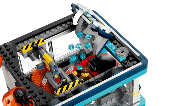 LEGO® City Drive-Through Car Wash 60497