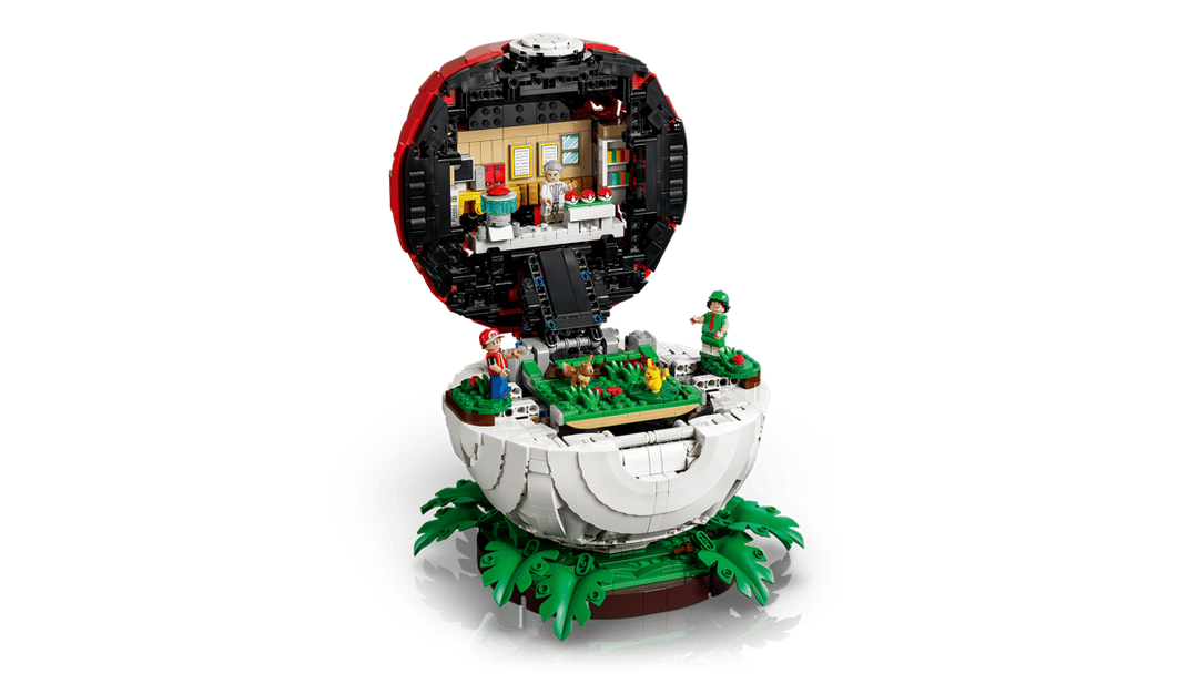 LEGO® Pokémon Iconic Trainer Moments Poké Ball