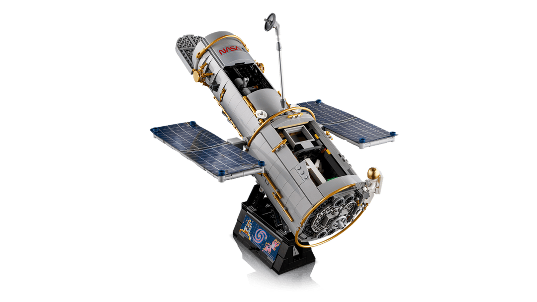 LEGO® Icons Hubble Space Telescope 11382