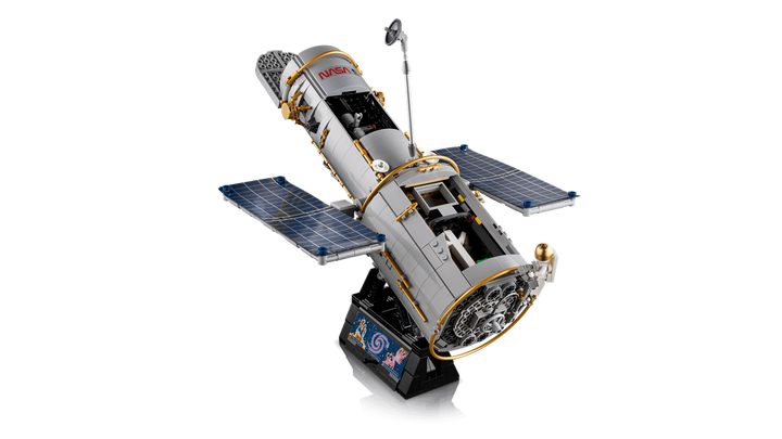 LEGO® Icons Hubble Space Telescope 11382