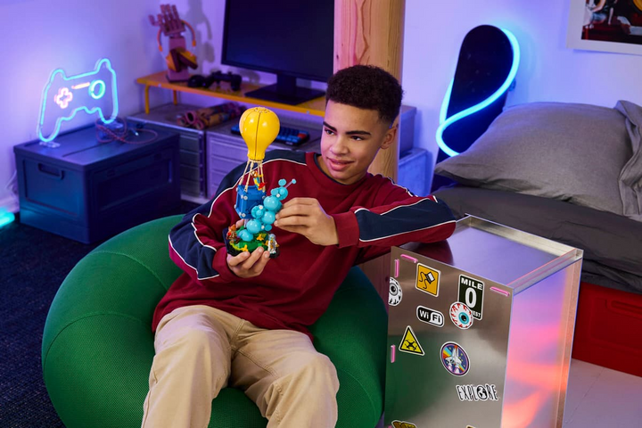 LEGO® Fortnite Supply Drop 77080