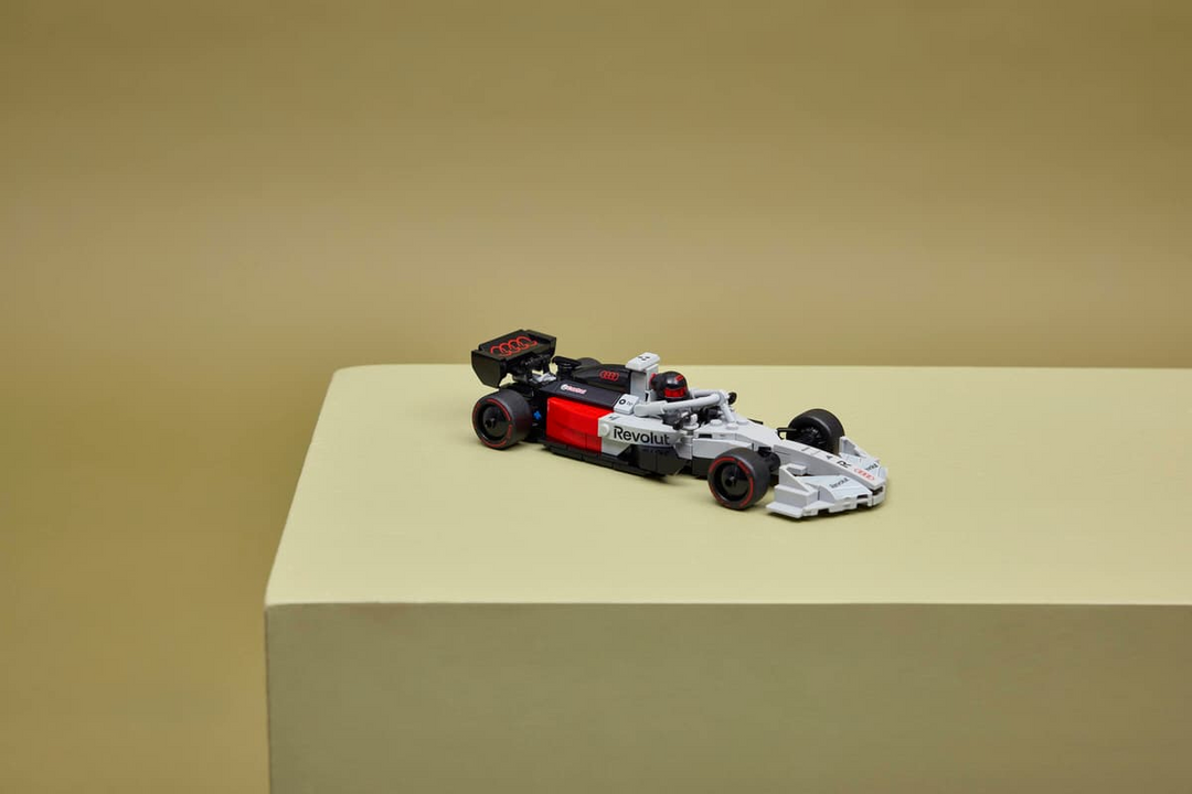 LEGO® Speed Champions Audi Revolut F1® Team R26 Race Car 77259