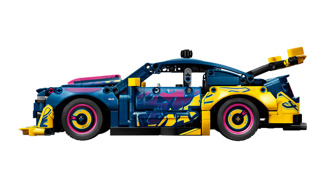 LEGO® Technic™ Custom Garage Ford Mustang GT Car 42236