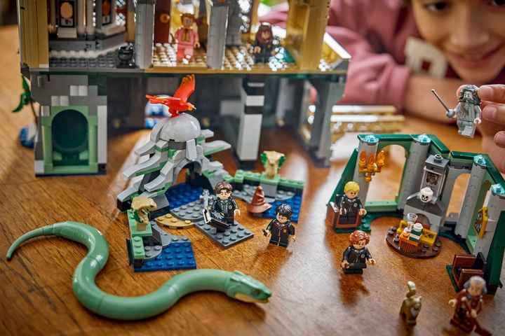 LEGO® Harry Potter™ Hogwarts™ Castle: East Wing 76473