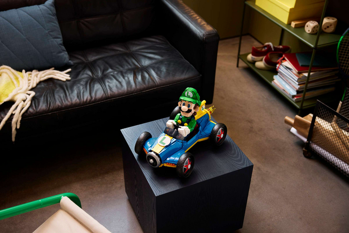 LEGO® Super Mario™ Mario Kart™ – Luigi & Mach 8 72050