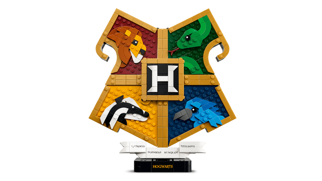 LEGO® Harry Potter™ Hogwarts™ House Crest 76462