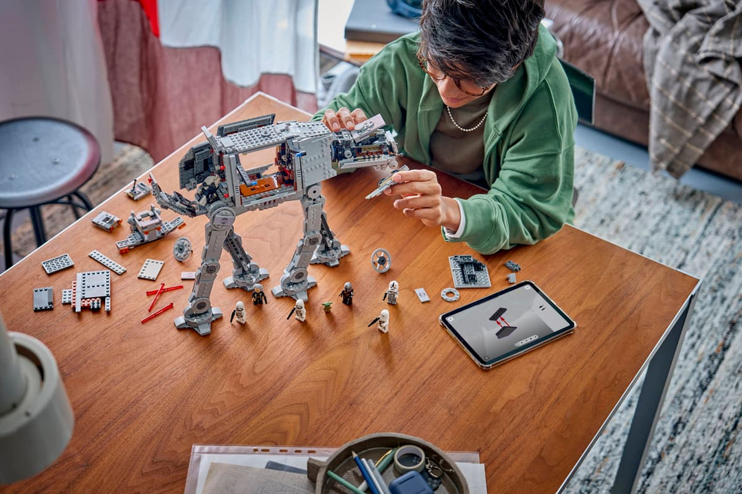 LEGO® Star Wars™ Imperial Remnant AT-AT™ with INT-4 75454