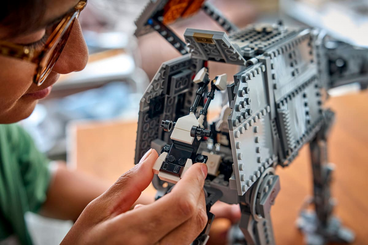LEGO® Star Wars™ Imperial Remnant AT-AT™ with INT-4 75454