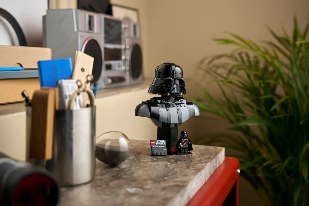 LEGO® Star Wars™ Darth Vader™ Bust 75439