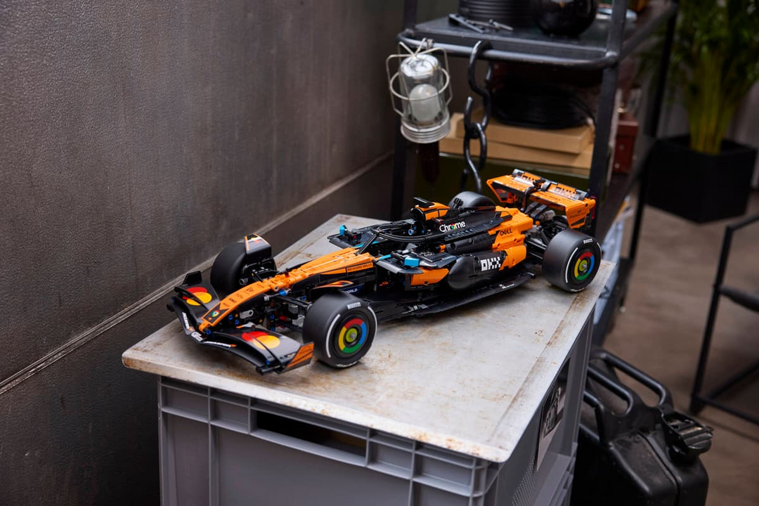 LEGO® Technic™ McLaren MCL39 F1® Car 42228