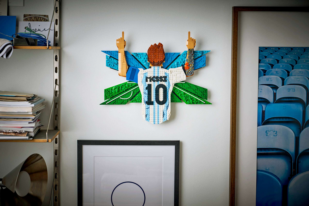 LEGO® Editions Lionel Messi – Celebration 43018