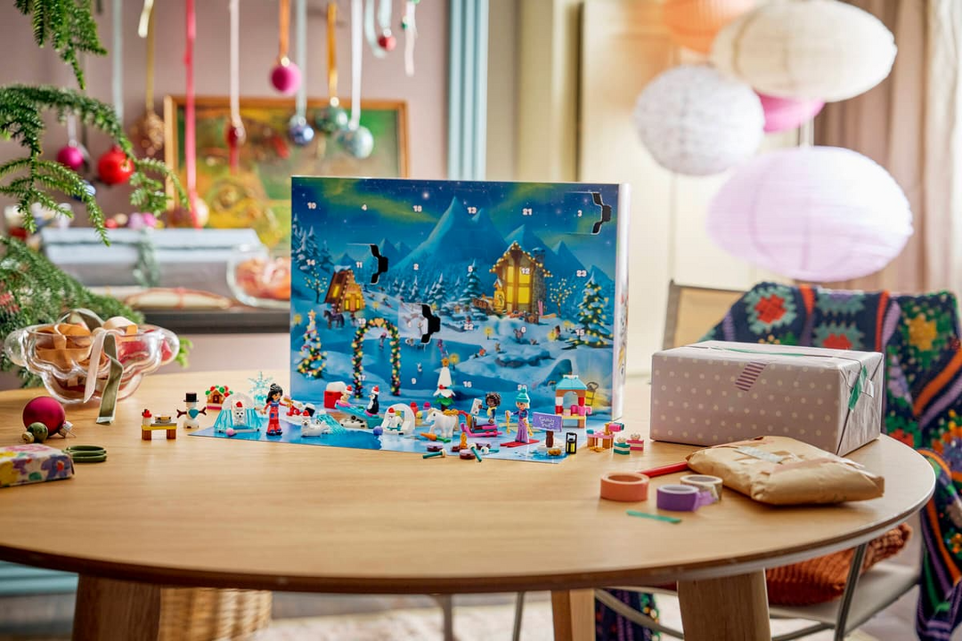 LEGO® Friends Advent Calendar 2026 42698