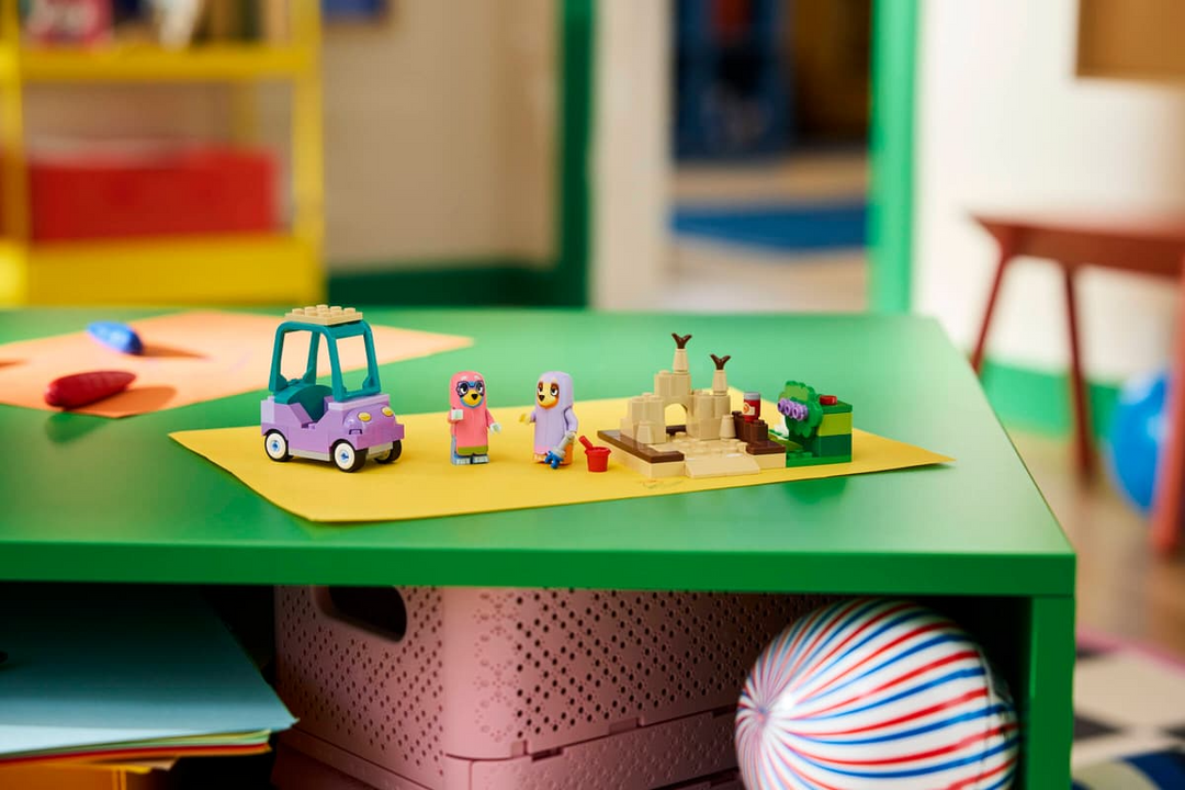 LEGO® DUPLO® Grannies with Bingo and Bluey 11216