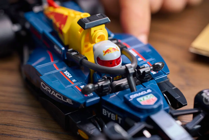 LEGO® Speed Champions Oracle Red Bull Racing RB20 F1® Race Car 77243