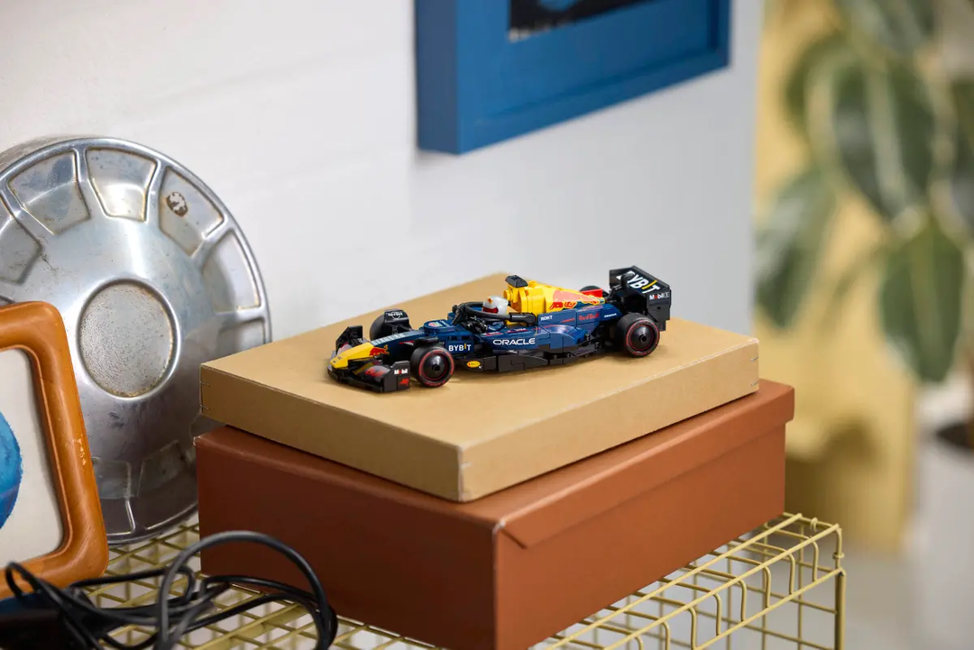 LEGO® Speed Champions Oracle Red Bull Racing RB20 F1® Race Car 77243