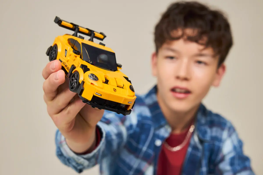 LEGO® Speed Champions Porsche 911 GT3 RS Super Car 77239