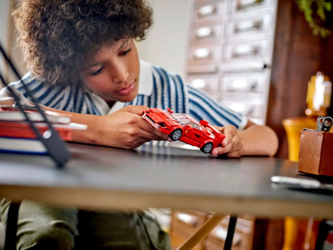 LEGO® Speed Champions Ferrari F40 Supercar 76934