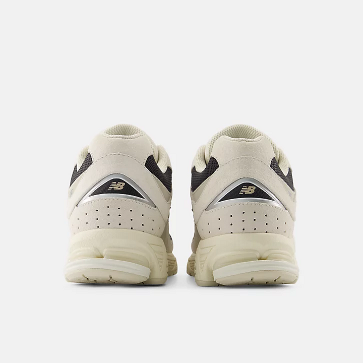 New Balance 2002R 'Beige/Black'