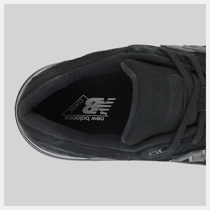 New Balance 992 'Triple Black'