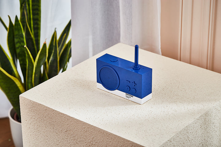 Lexon X Pantone Tykho 3 Bluetooth Speaker & Radio 'Classic Blue'