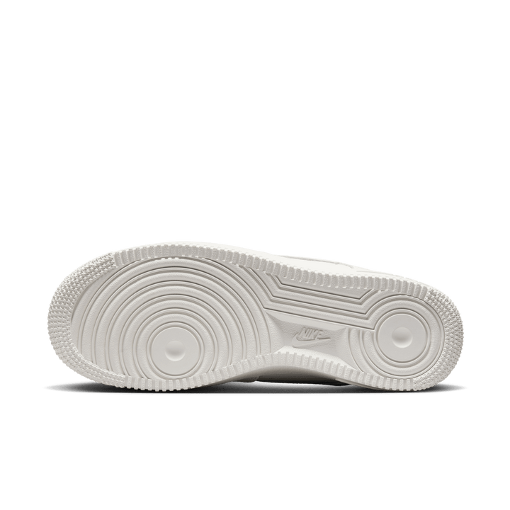Women's Nike Air Force 1 '07 LV8 'Sail/Chrome'