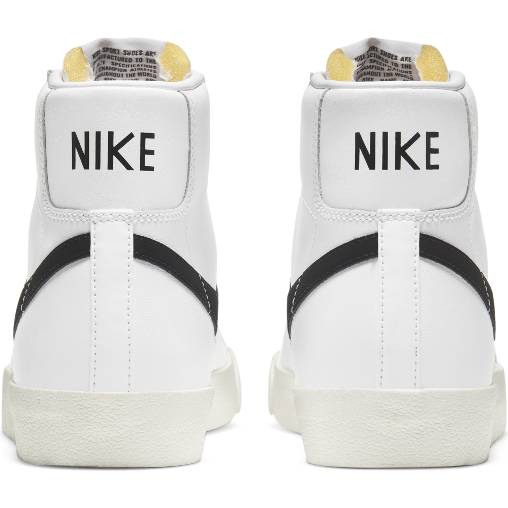 Nike vintage 2025 blazer black