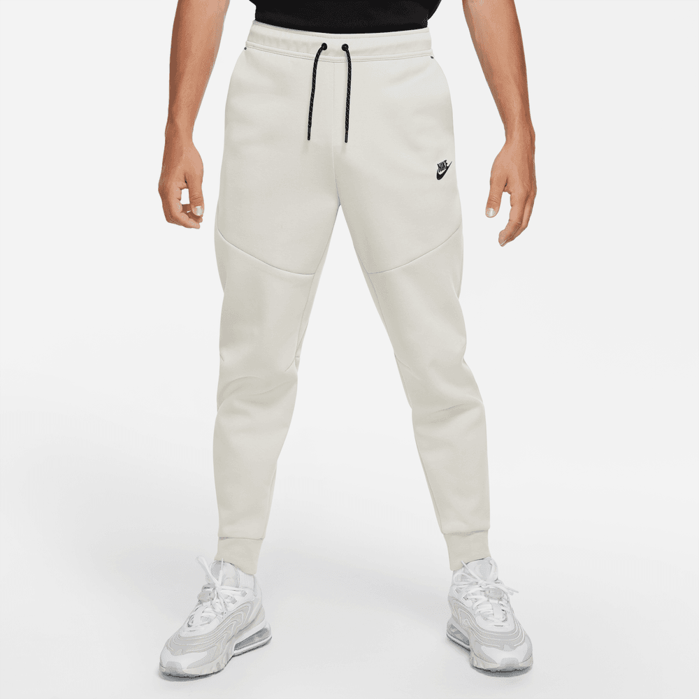 Nike tech fleece shop jogger light bone