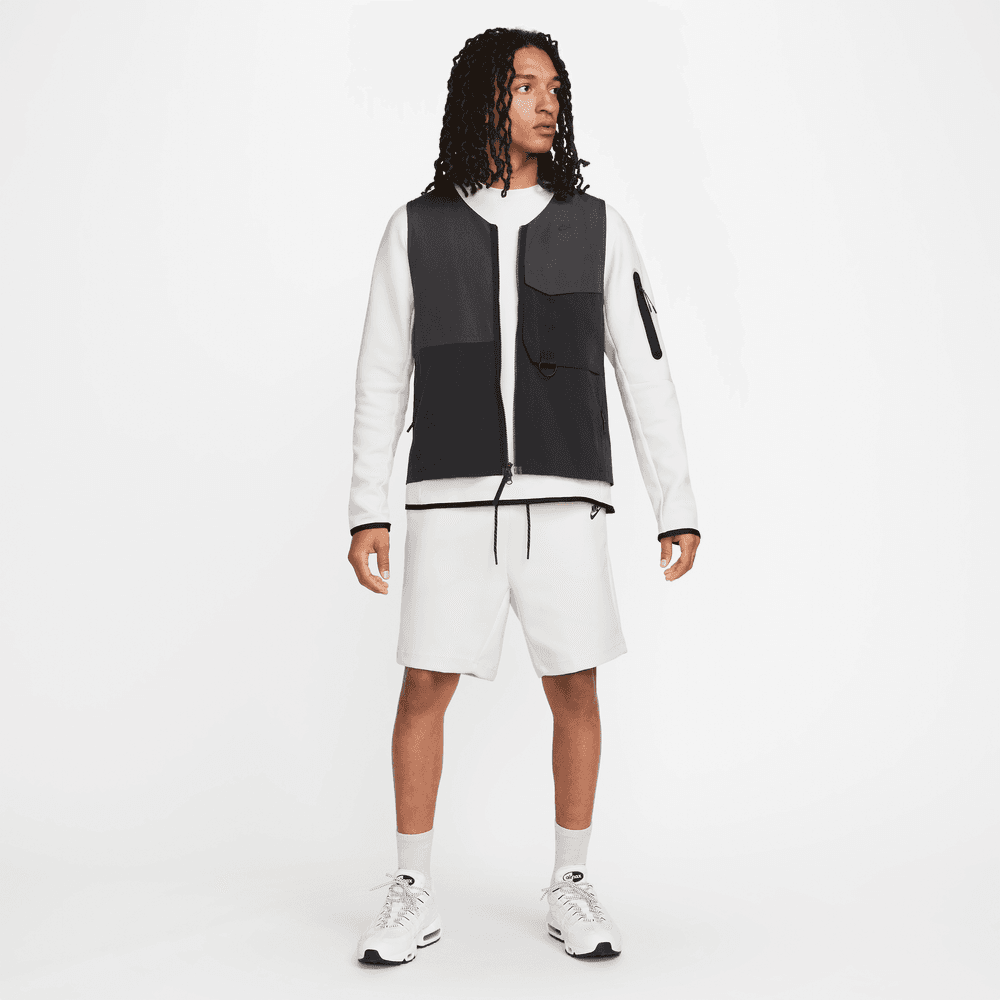 Nike Sportswear Tech Fleece Shorts 'Phantom/Black'