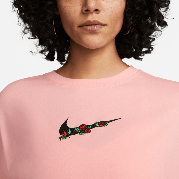 Nike Sportswear Women's V-Day T-Shirt 'Coral'