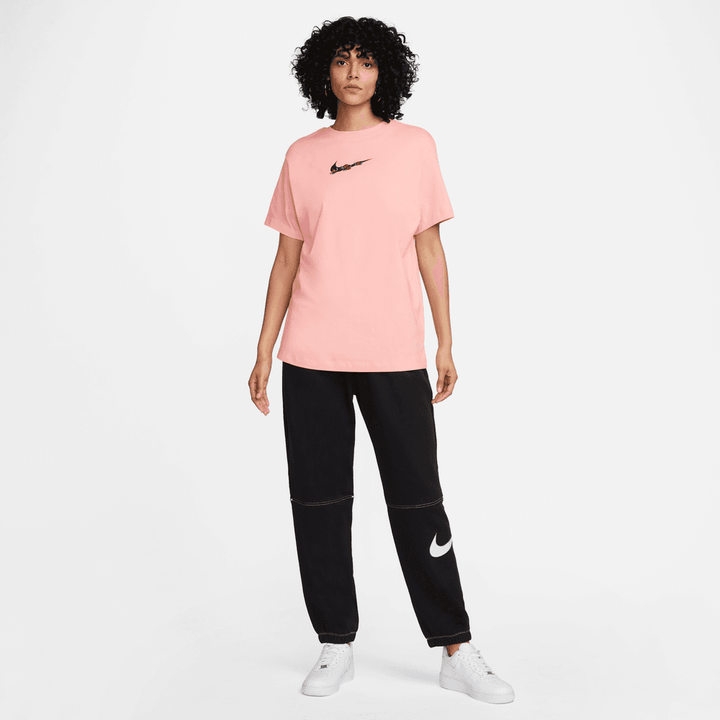 Nike Sportswear Women's V-Day T-Shirt 'Coral'
