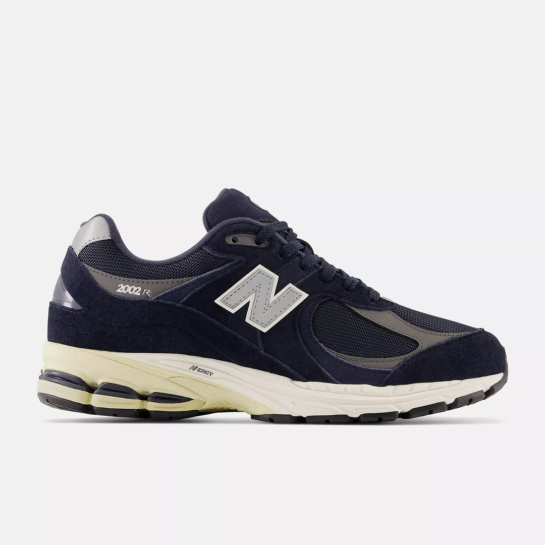 New Balance 2002 'Navy/Eclipse'